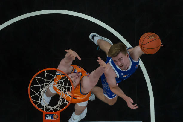 在瞬息万变 在瞬息万变