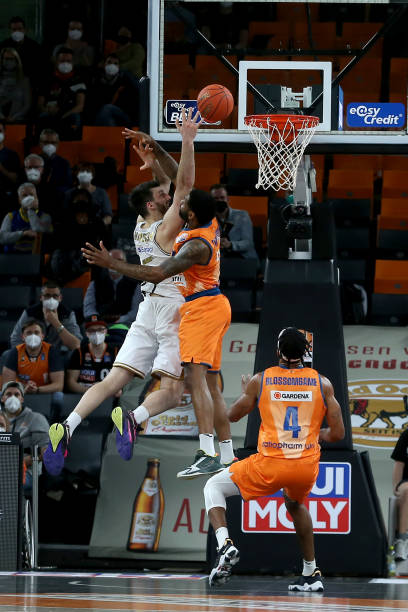 面对伤病挑 面对伤病挑