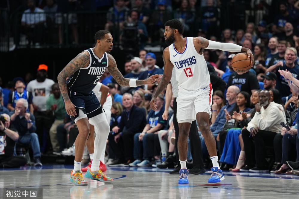 与鹈鹕替补 与鹈鹕替补